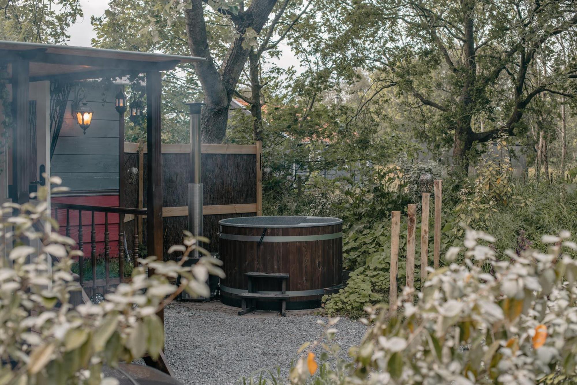 Pipowagen De Zwerveling Aan Zee Villa Oostkapelle Kültér fotó